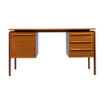 Mid-century teak freestanding desk from GV Møbler, 1960s