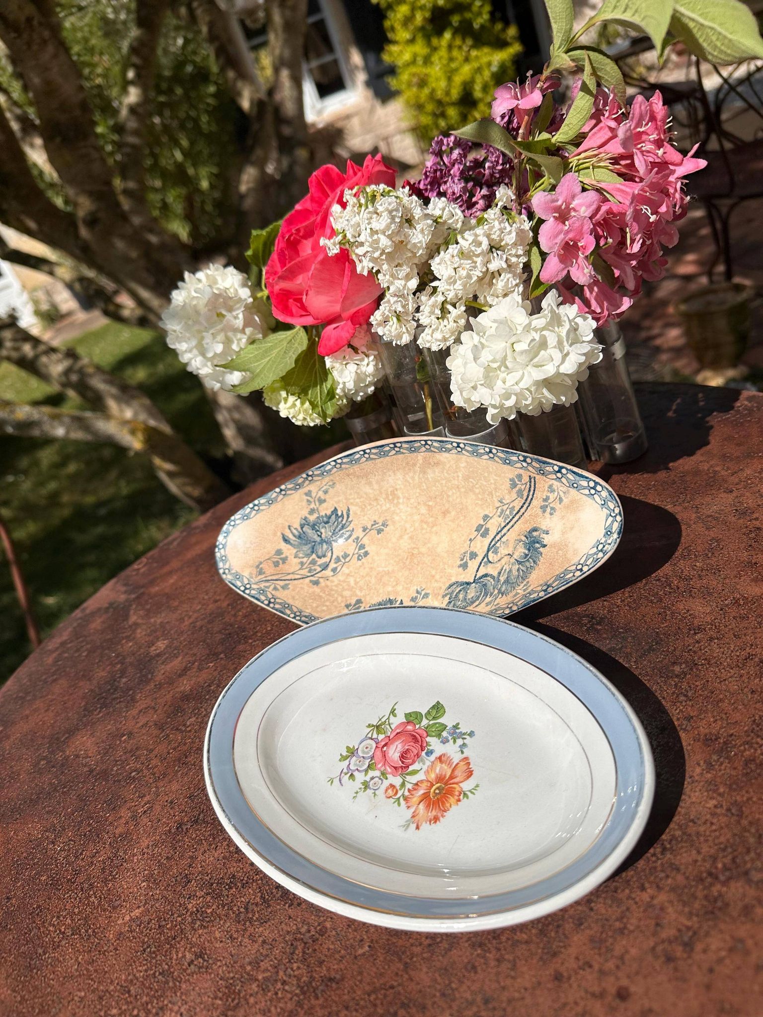 Pair of delightful antique faience – Sarreguemines "Royat" and Lunéville