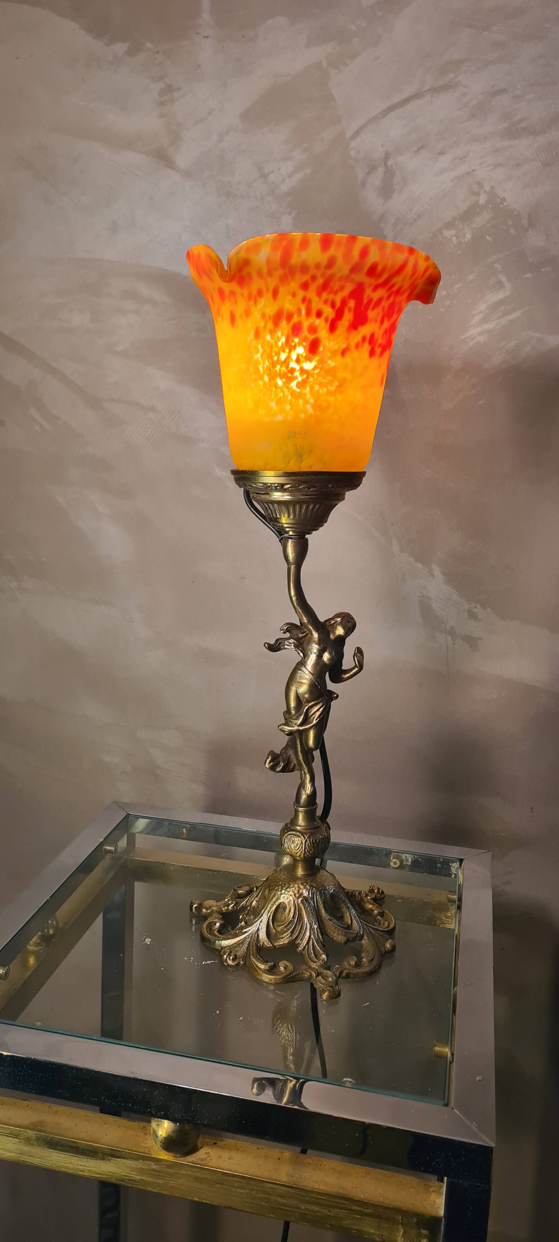 small bronze lamp with very beautiful glass paste tulip 40x14 electricity ok