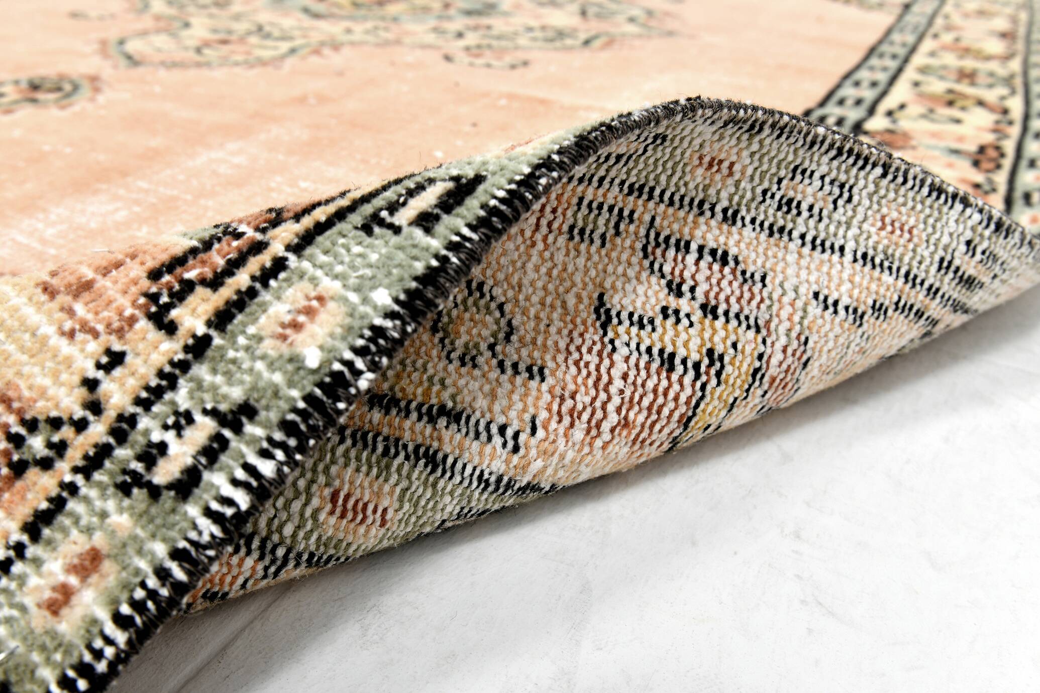 6x9 Light Green & Salmon Vintage Rug, 183x273Cm