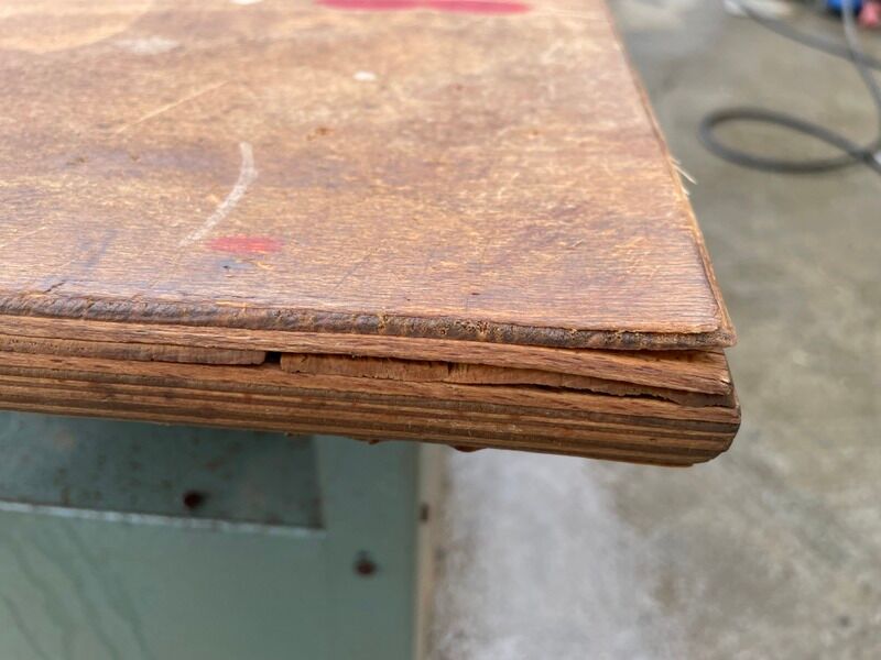 Establishment iron tray wood panel, as it stands