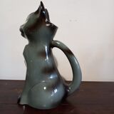Zoomorphic pitcher cat