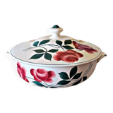 Choisy Le Roi HBC soup tureen model Vernon with rose pattern before 1920