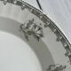 Plat ancien en terre de fer