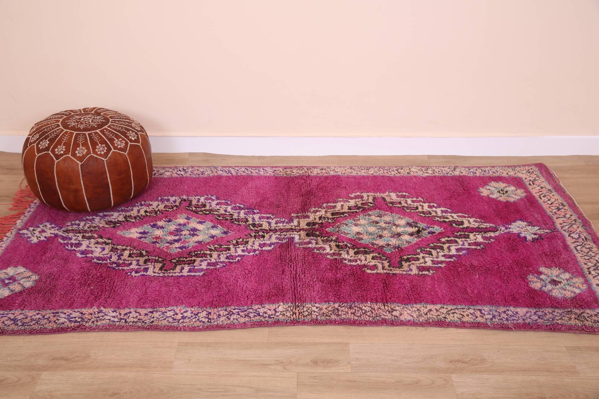 Purple vintage Moroccan Rug 116 x 234 cm, Berber Wool Rug Handmade, Old Rug