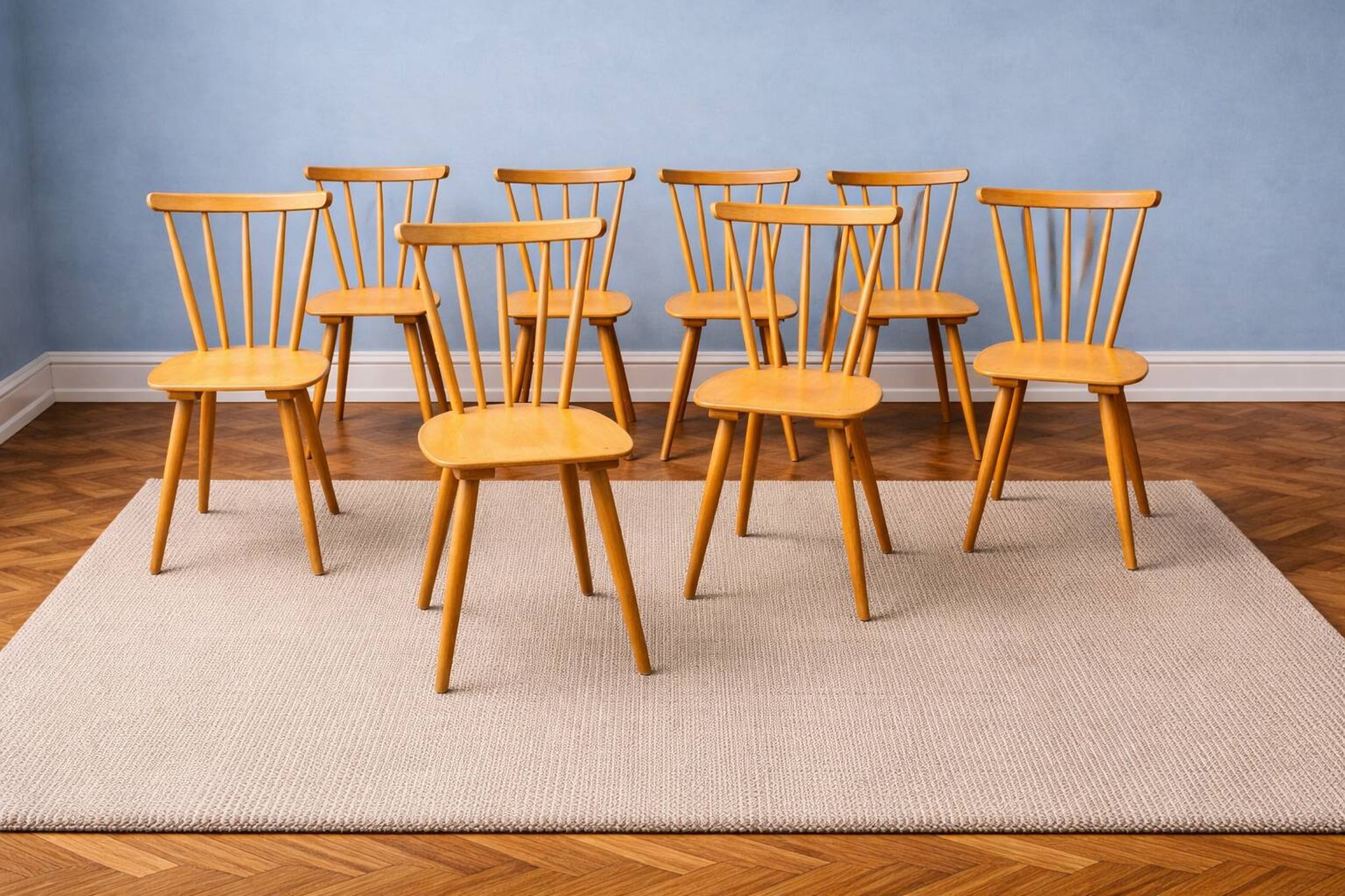 12 chaises bistrot de style scandinave