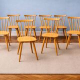 12 Scandinavian-style bistro chairs