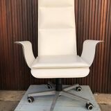 Wing Mariani executive chair