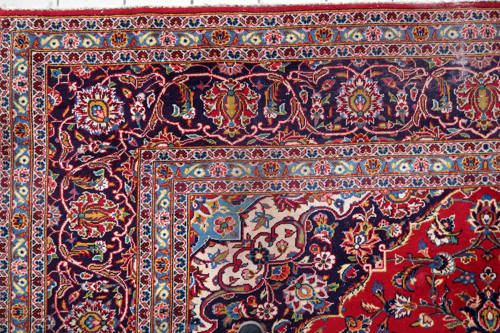 Antique Kashan wool rug, medallion & allover floral, crimson & navy, c. 1920s — 283 × 384 cm — 1C1279