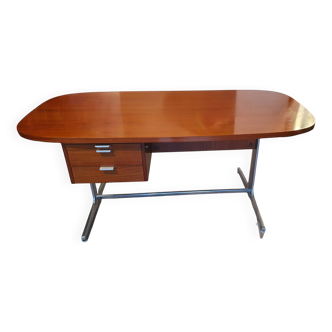 Bureau design