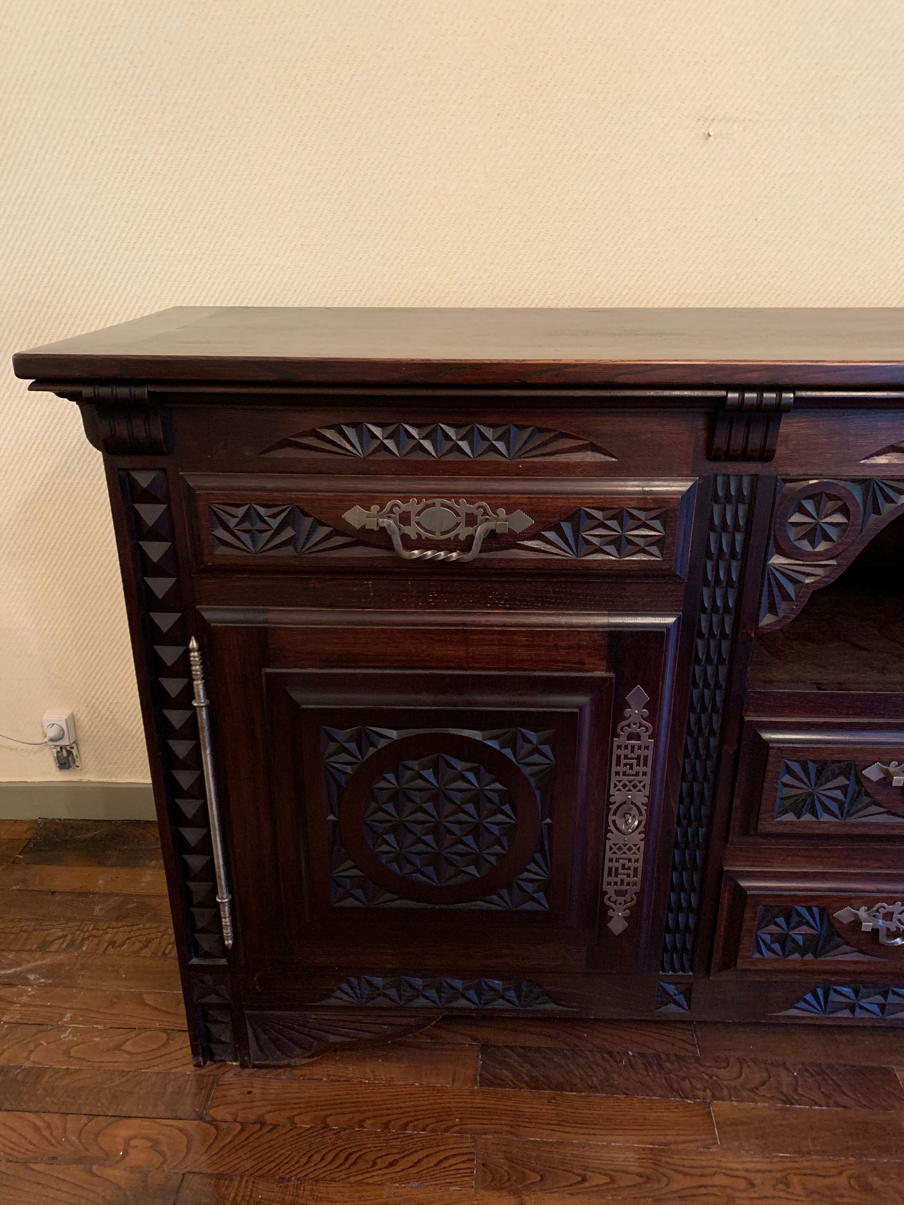 Enfilade scuplté