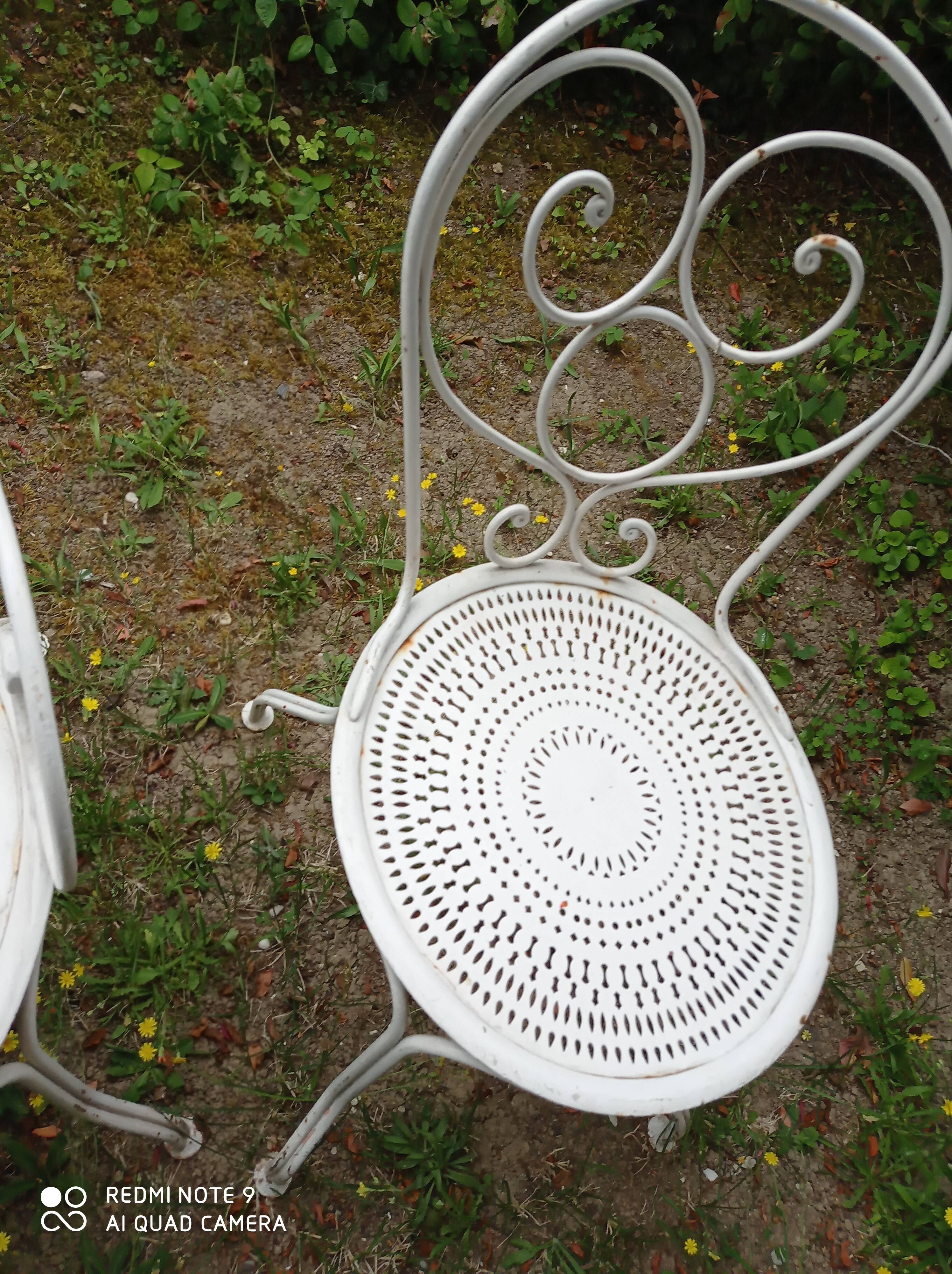 Wrought iron garden set