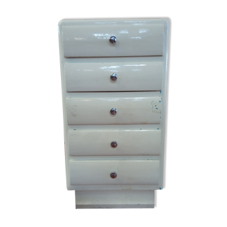 Chiffonier