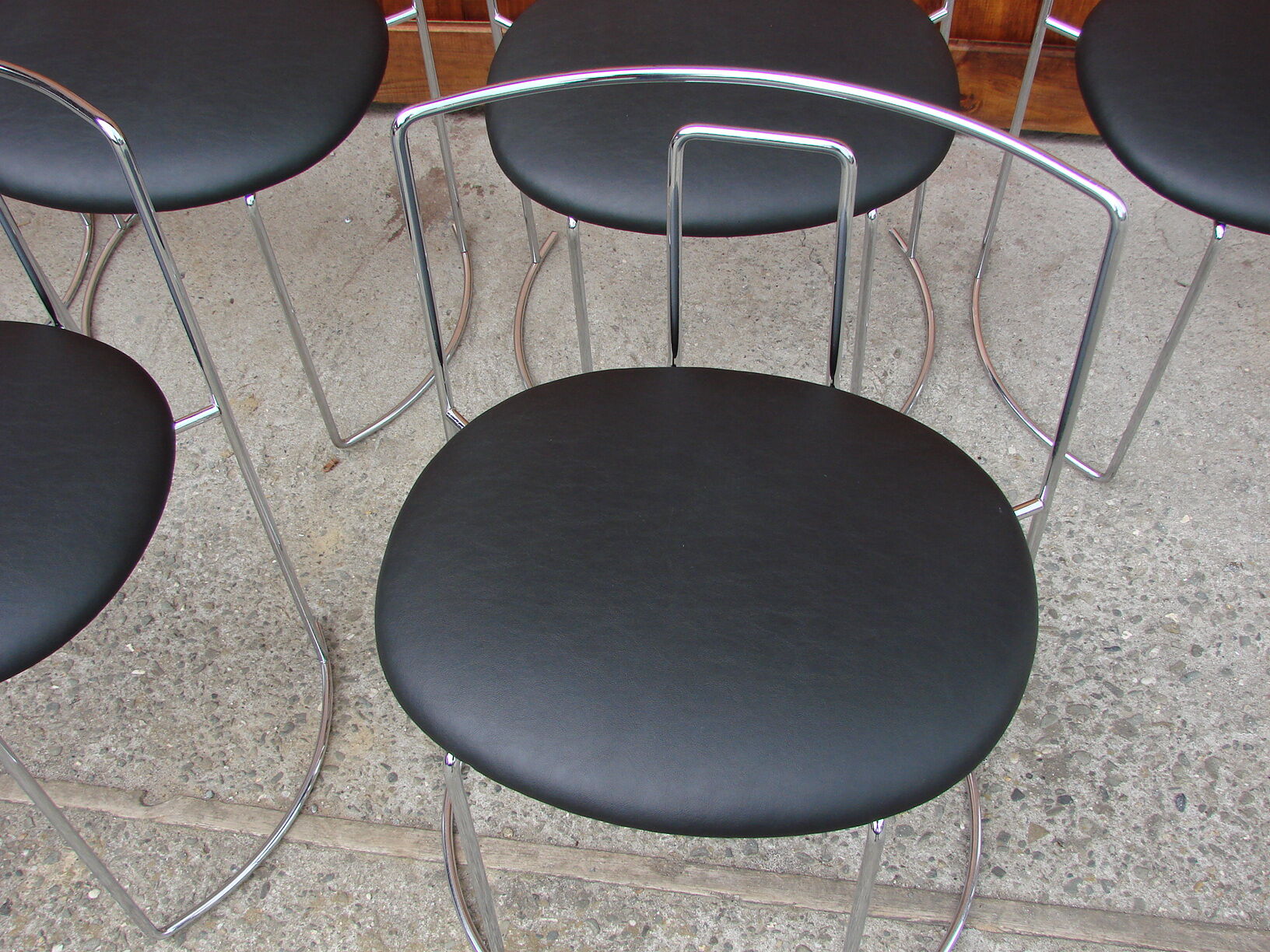 Set of 6 chairs , Italy 1970s