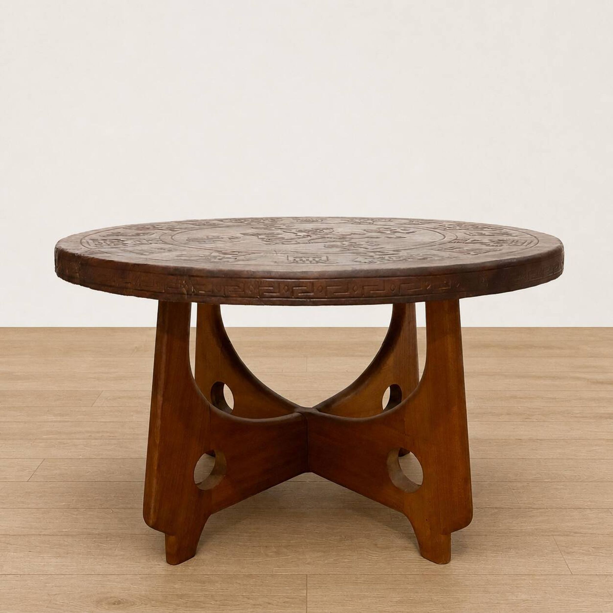 Table basse en cuir Angel Pazmino