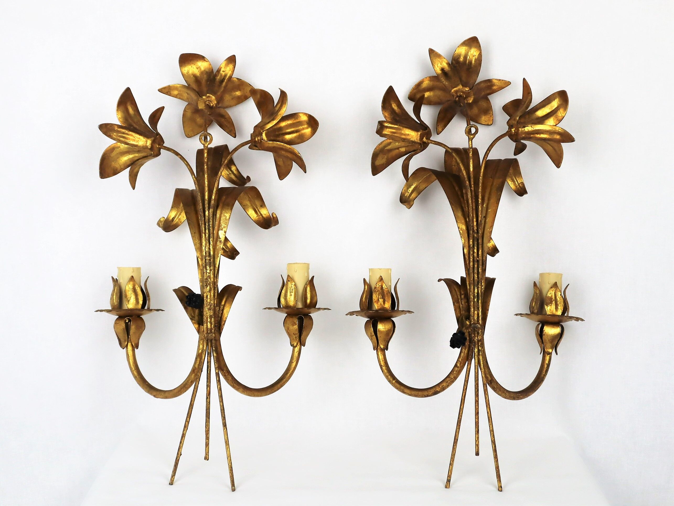 Golden metal flower sconces 1960 in pairs