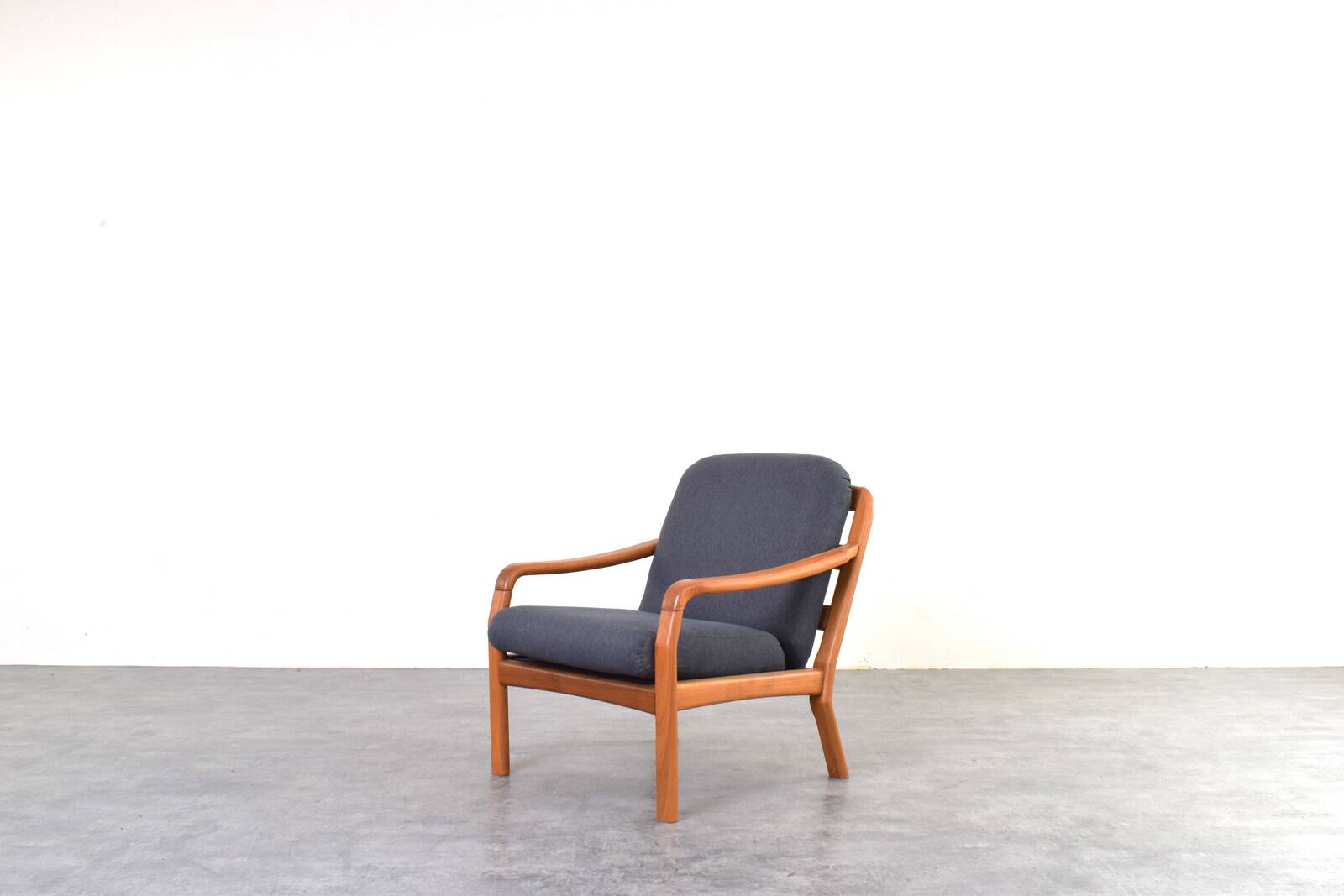 Mid-Century Danish Teak Lounge Chair by Dyrlund, 1970s.