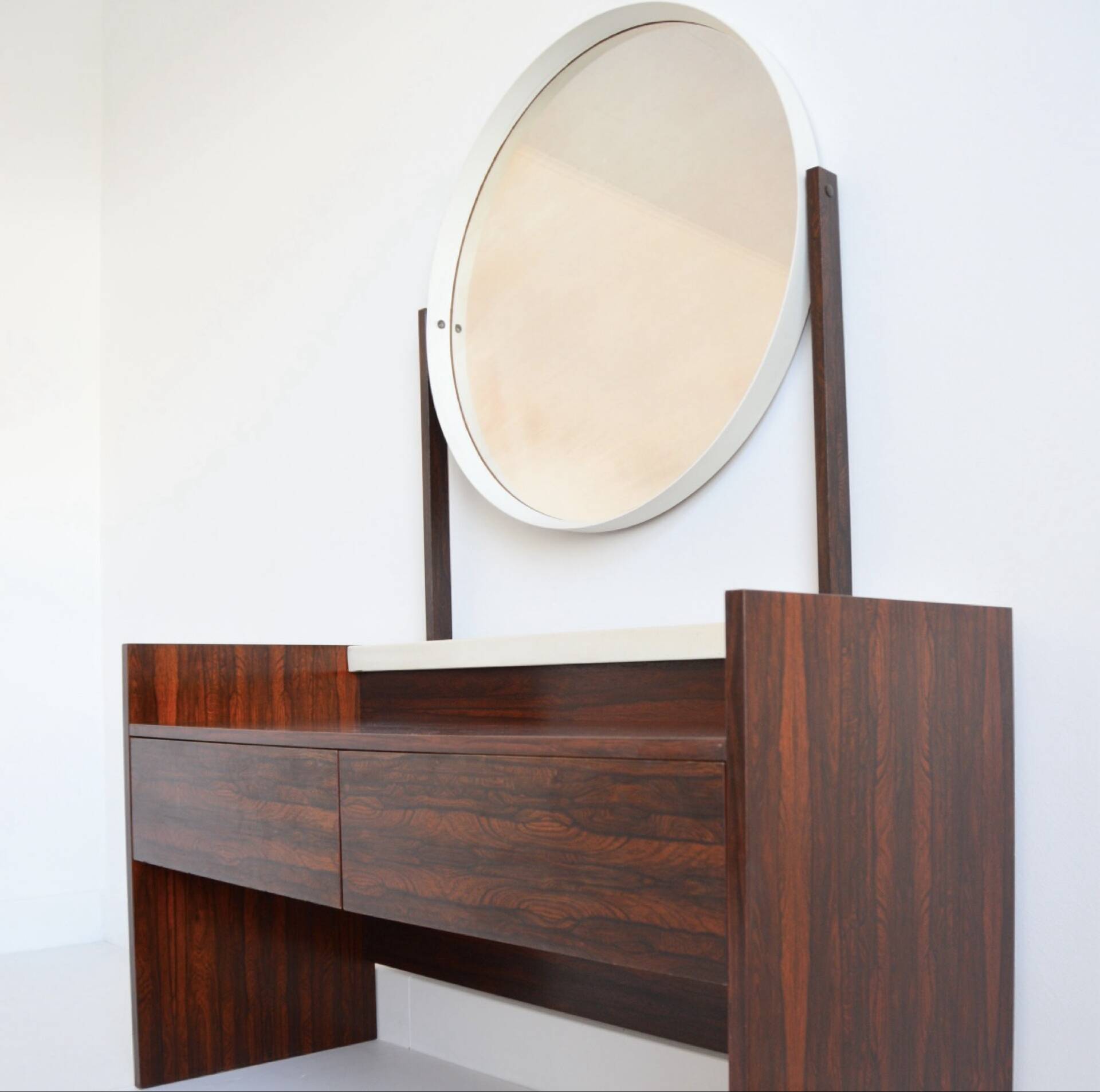 Coiffeuse scandinave palissandre