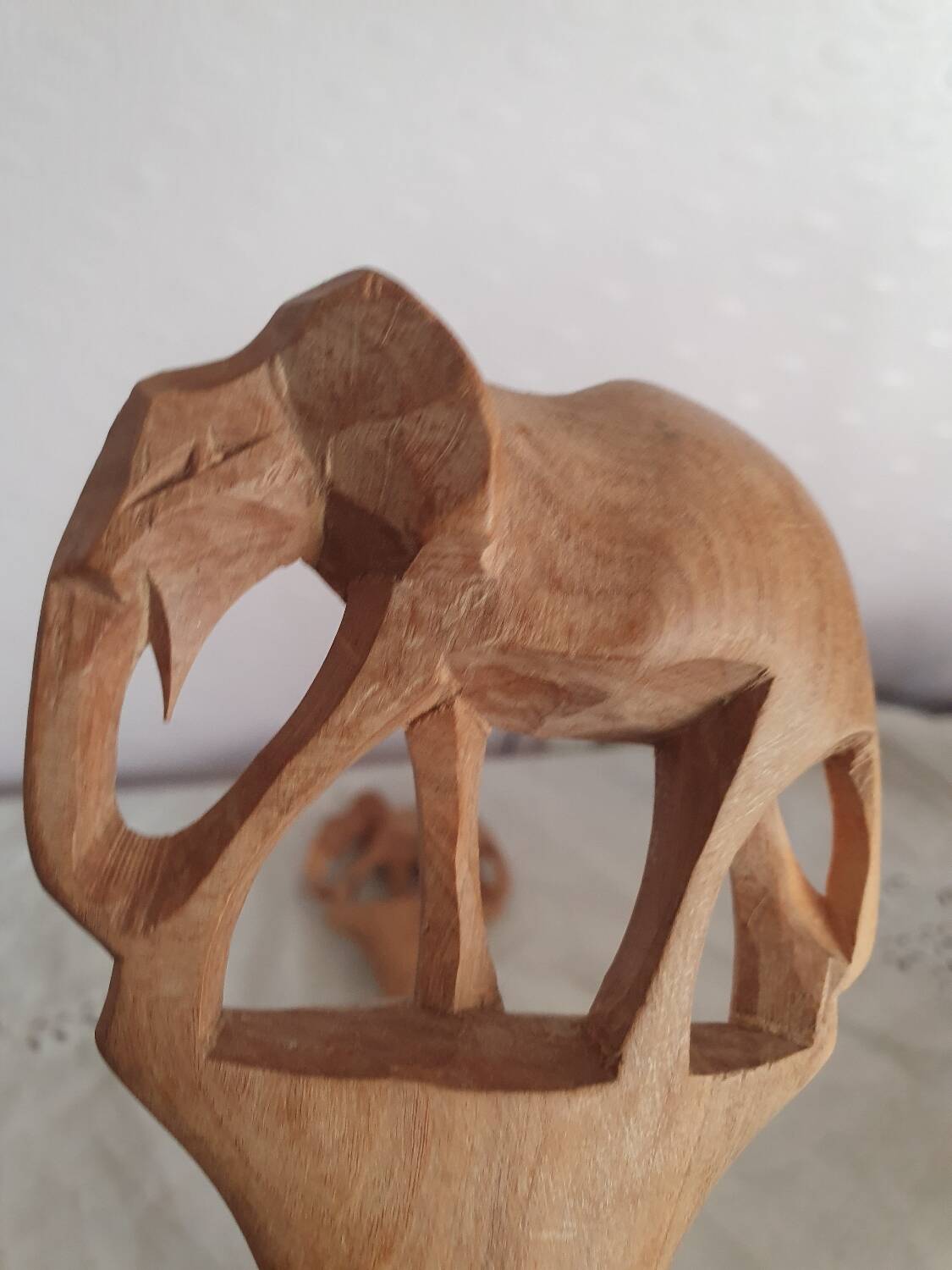 Couverts de service n bois sculpté art populaire vintage