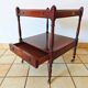 Table d'appoint en if par Bradley England