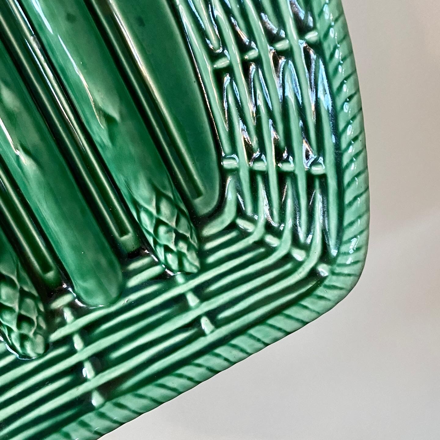 Vintage asparagus dish sarreguemines