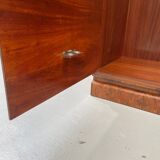 Armoire en placage de noyer restaurée d'influence Art Déco, années 1930