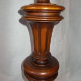 Pair of feet of walnut lamps