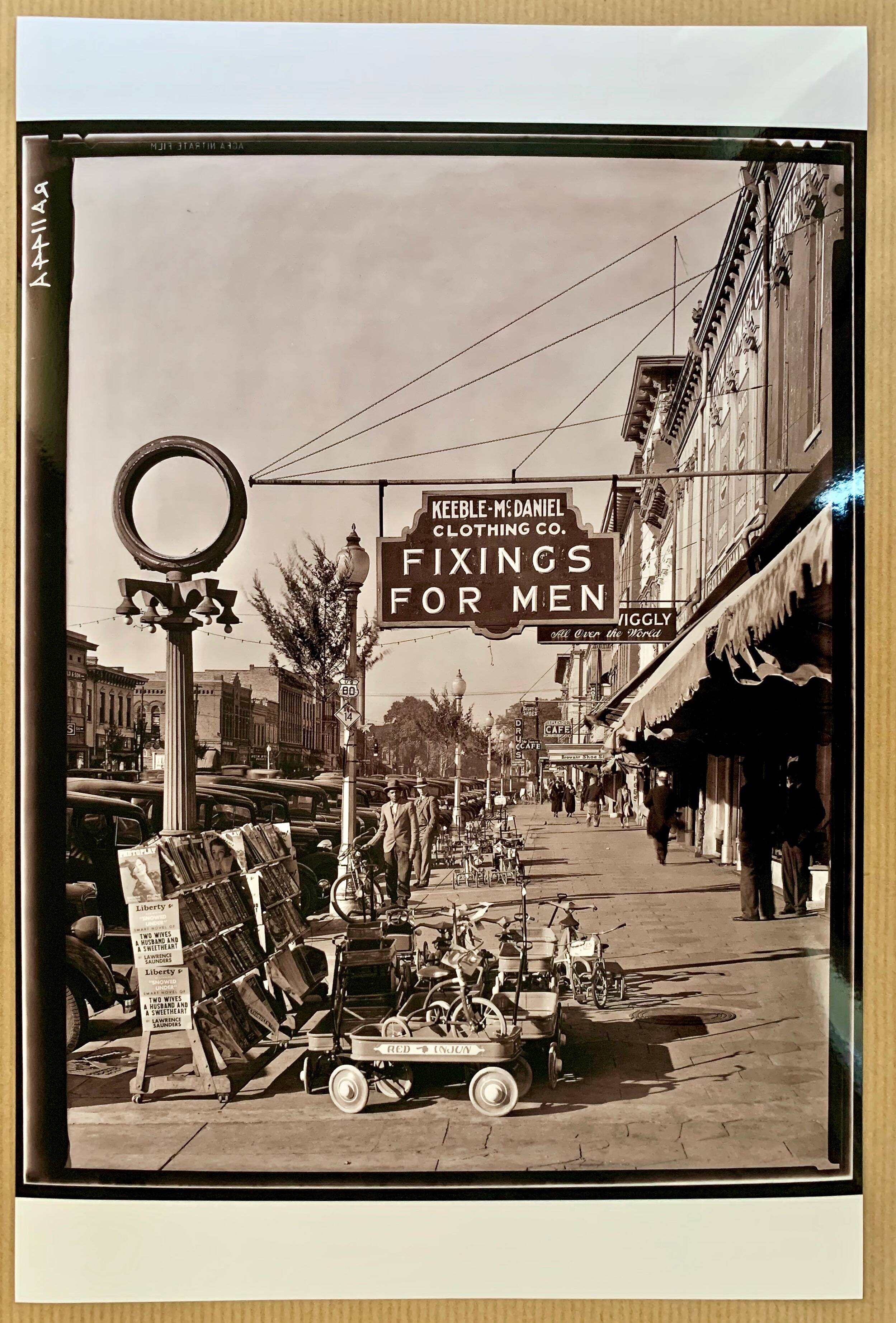 📸 Fine Art Photograph by Walker Evans – Street Scene, Selma, Alabama (1935)