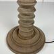 Lampe de table en bois tourné wabi-sabi brutaliste dans le style de Charles Dudouyt.