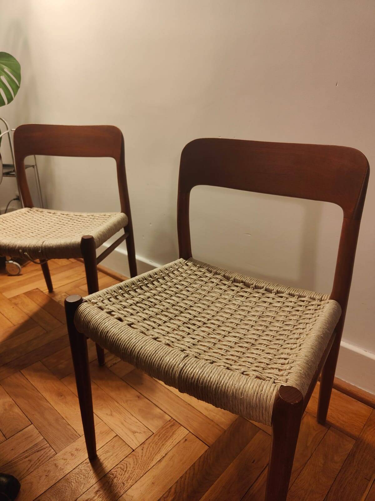 Chairs 75 Noels Otto Moller