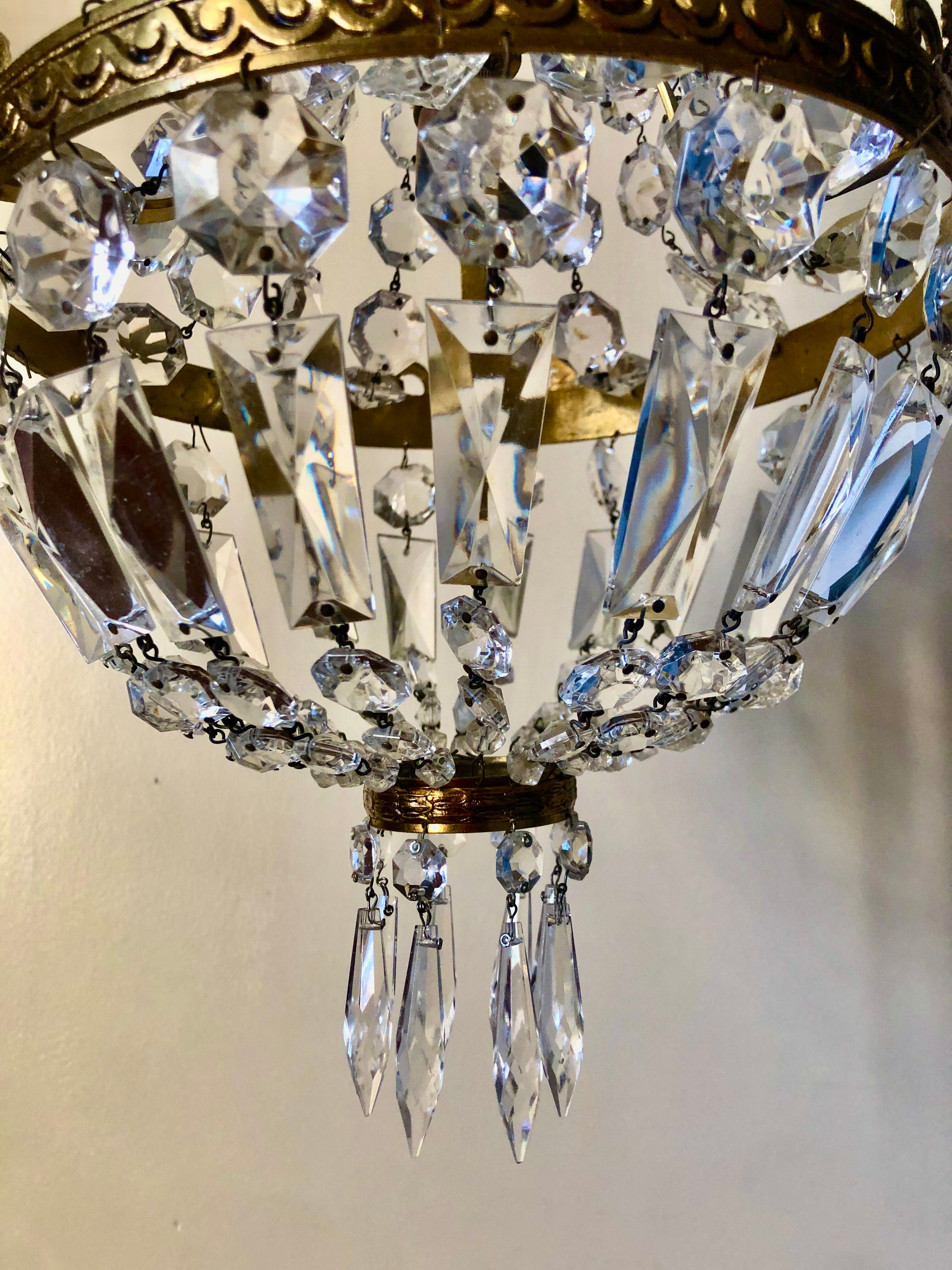 Hot air balloon suspension