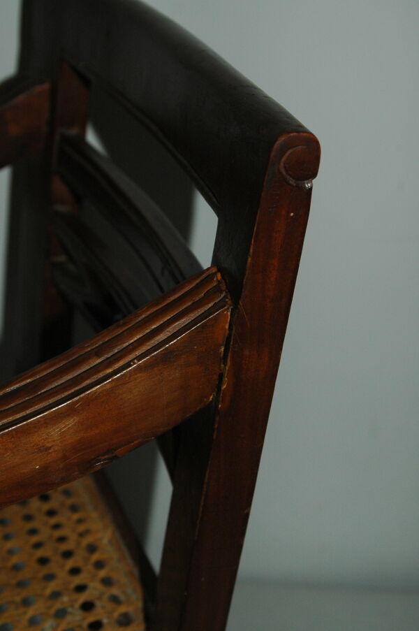 Fauteuil d'enfant cannée ancienne art populaire style Napoléon III