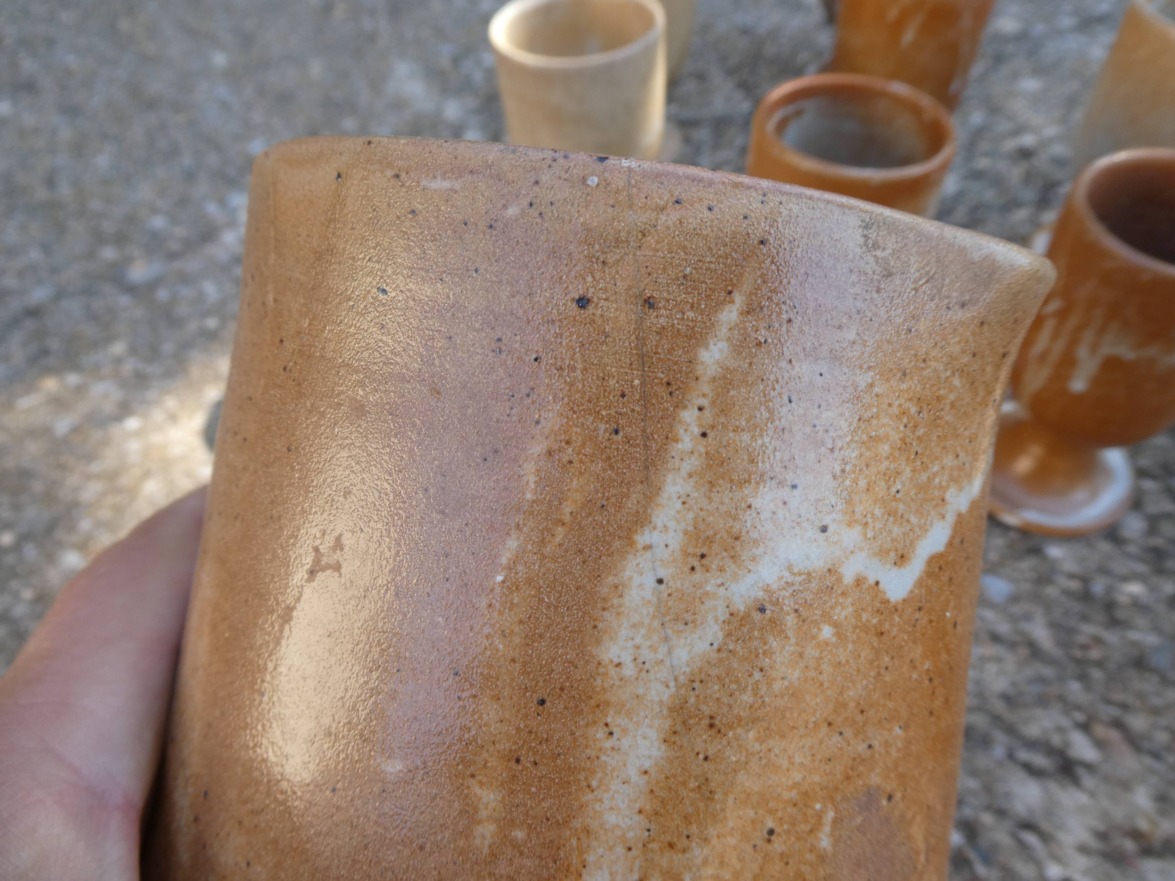 Service mazagrans and decanter in enamelled stoneware.