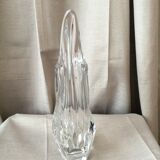 Vase en cristal de vannes de forme elancee