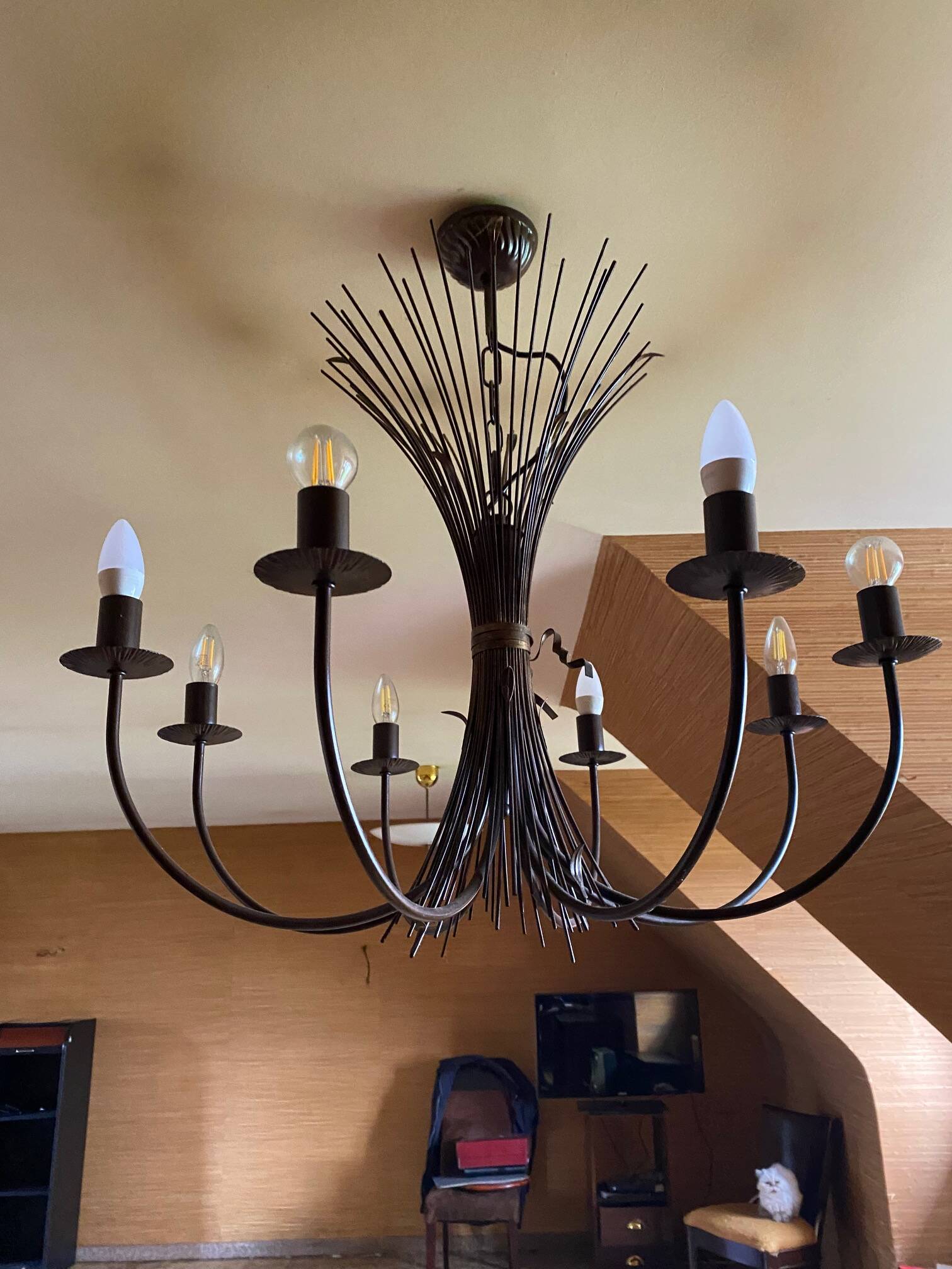 Grand lustre gerbe de ble en fer forge 8 feux