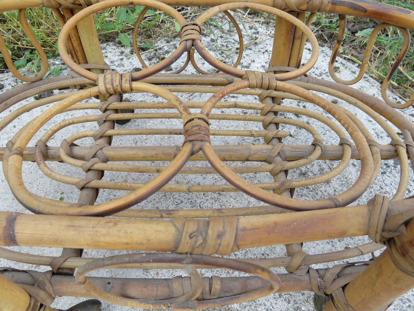 Serving rattan on wheels of the 50s, 60s