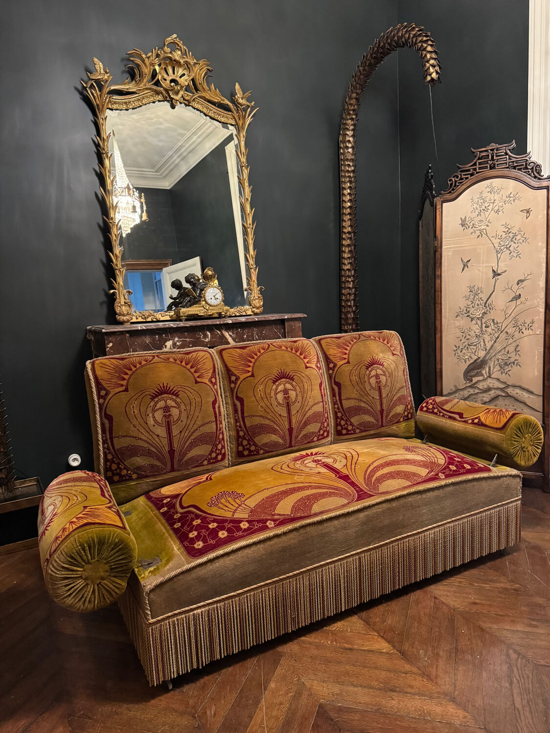 Canapé D’époque Art Nouveau garni de Son Tissu velours D’origine - XXe