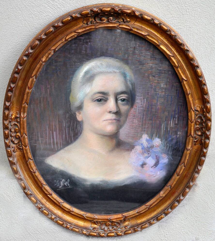 Pastel portrait of an elegant woman, framed, late 19th century