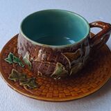 Tasse à déjeuner en barbotine