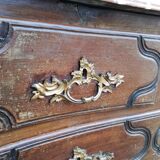 Commode galbée style Louis XVI