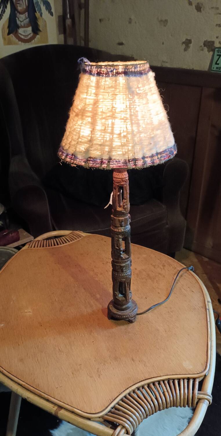 Ethnic lamp