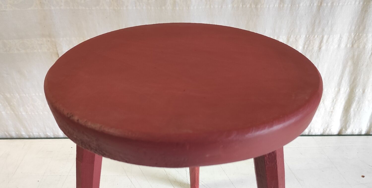 Tripod stool in solid oak - mid 20th century