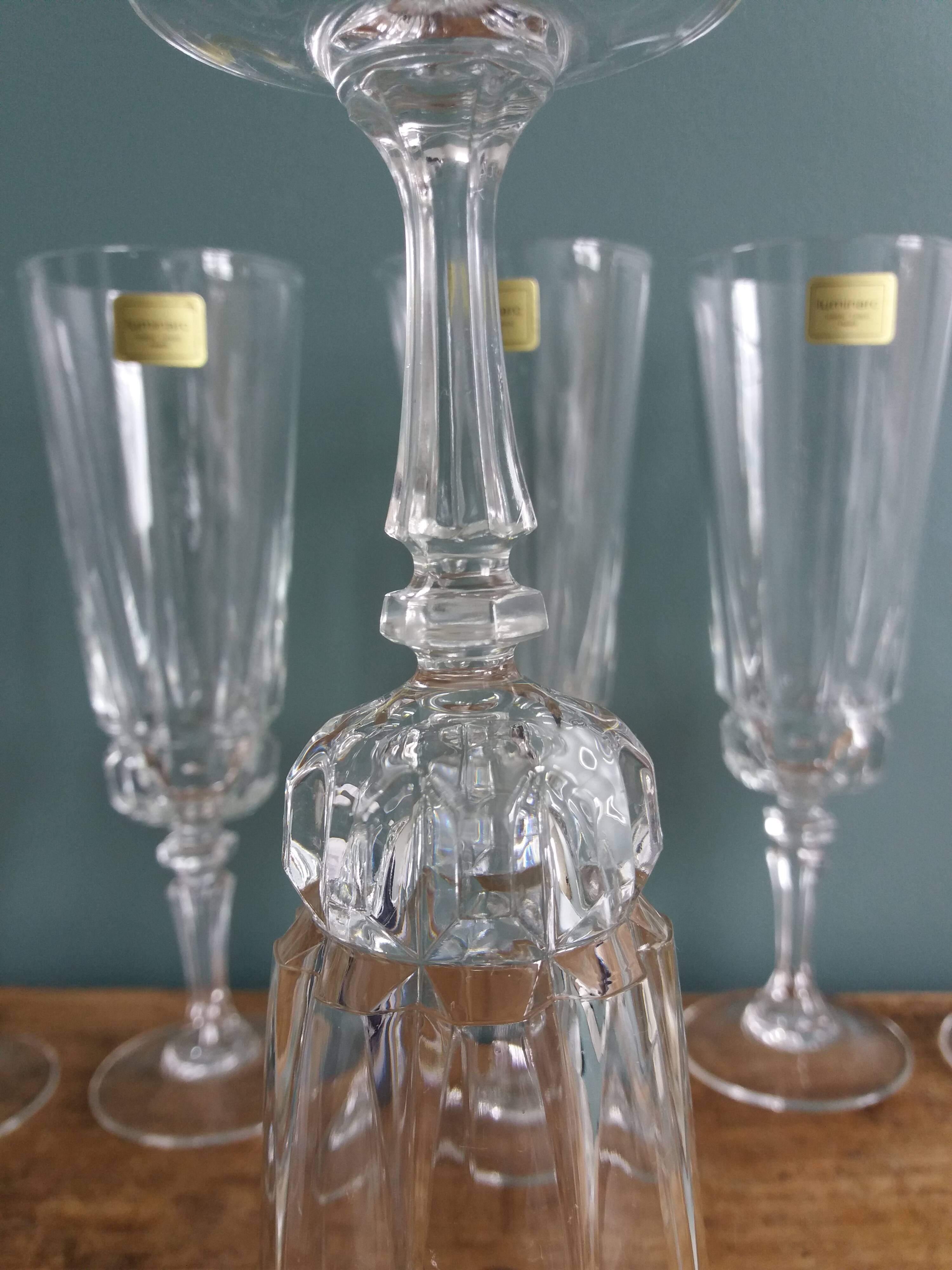 Set of 6 Luminarc champagne flutes from Arques glassworks