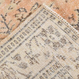 Madallion classic style distressed rug 266x161 cm
