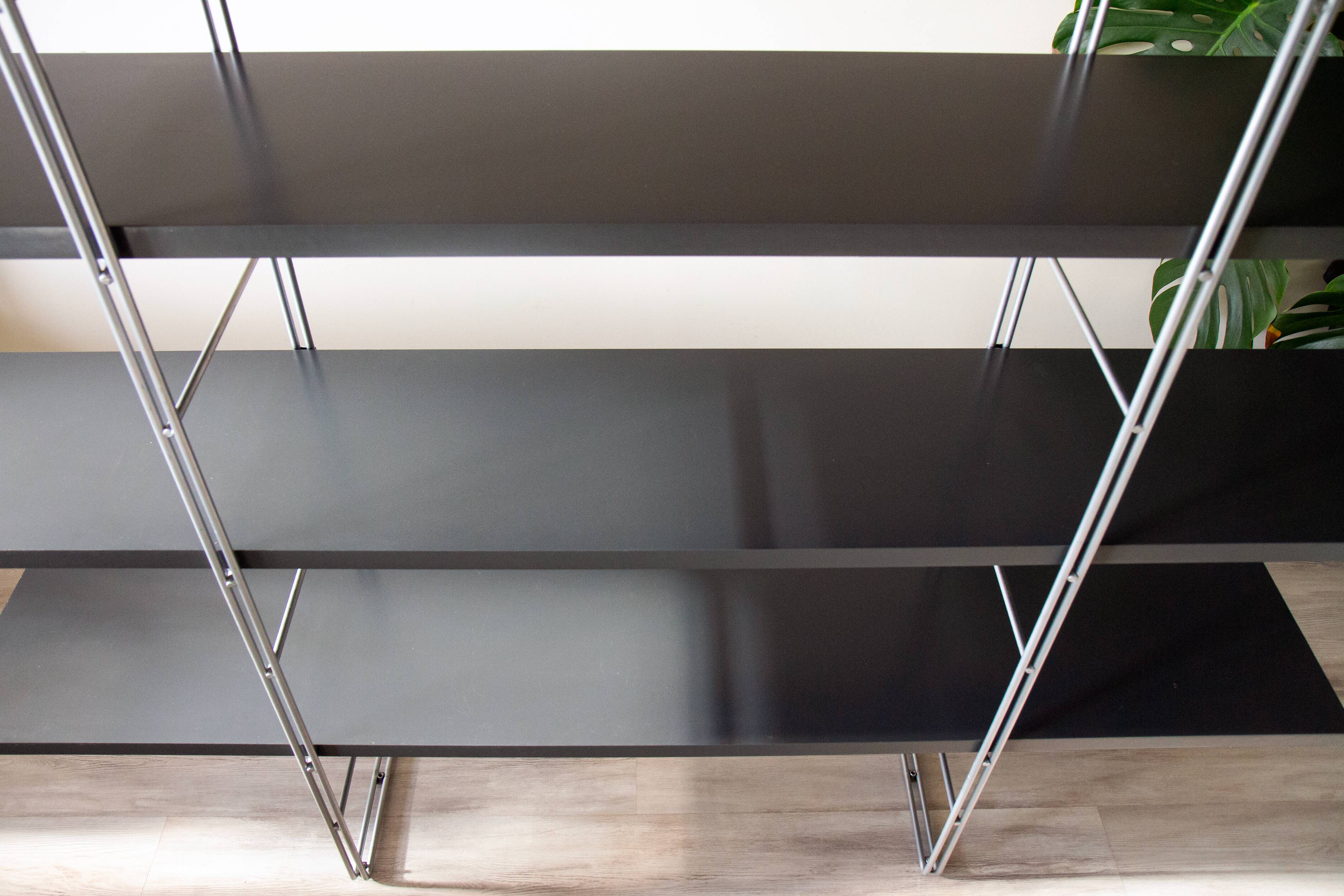Étagère Enetri, design Niels Gammelgaard