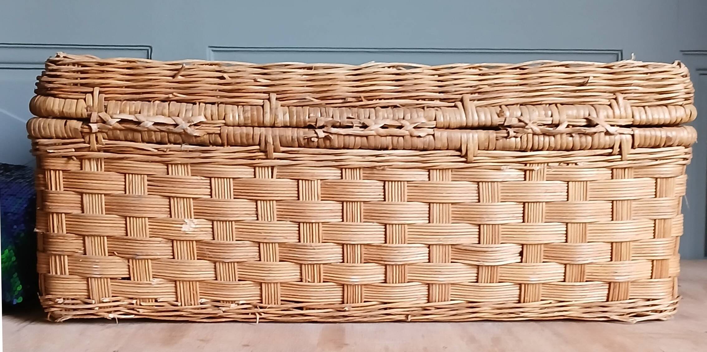 Valise en rotin, 1960