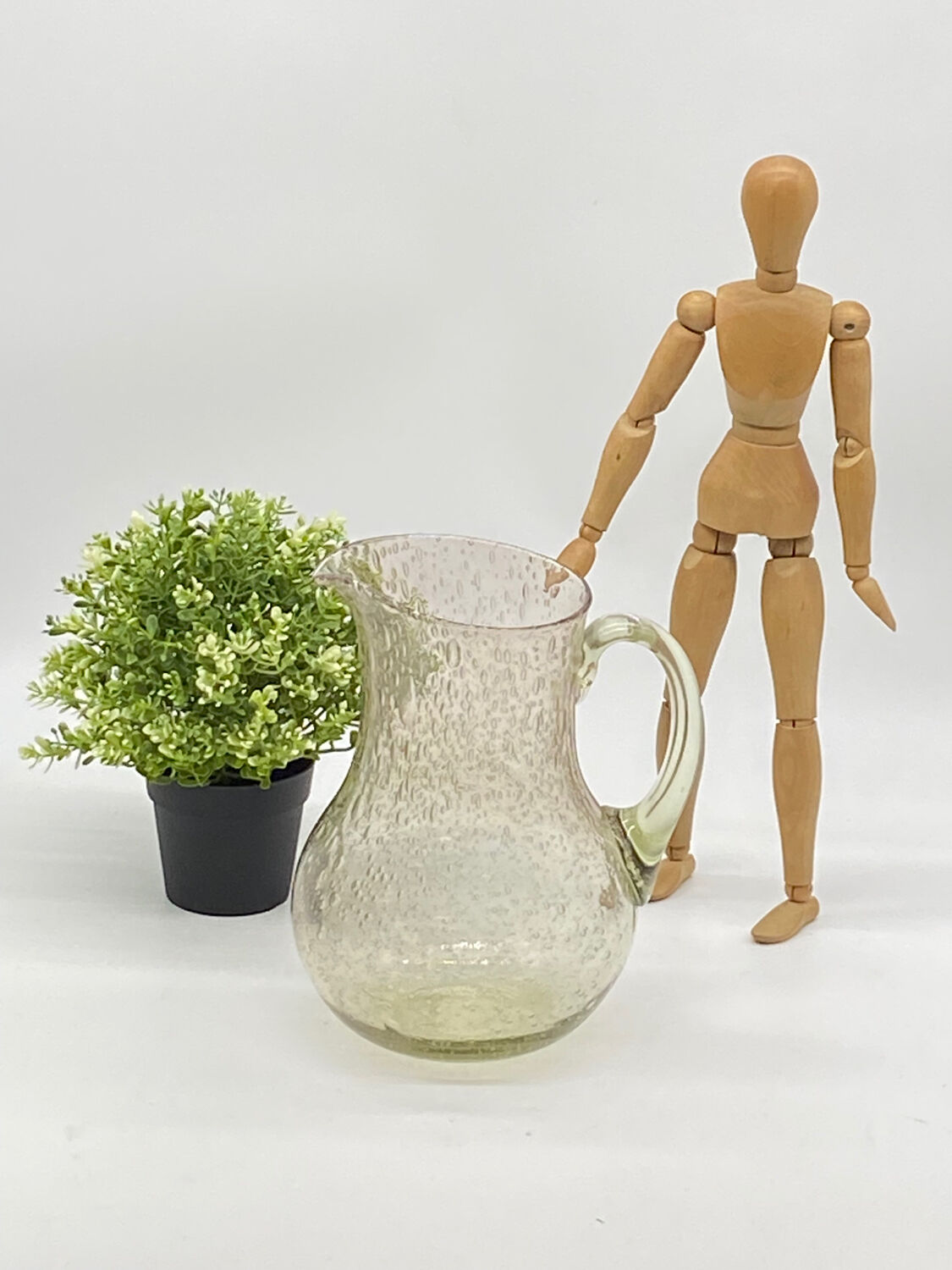 Pitcher / pitcher bubbled glass, biot, vintage,