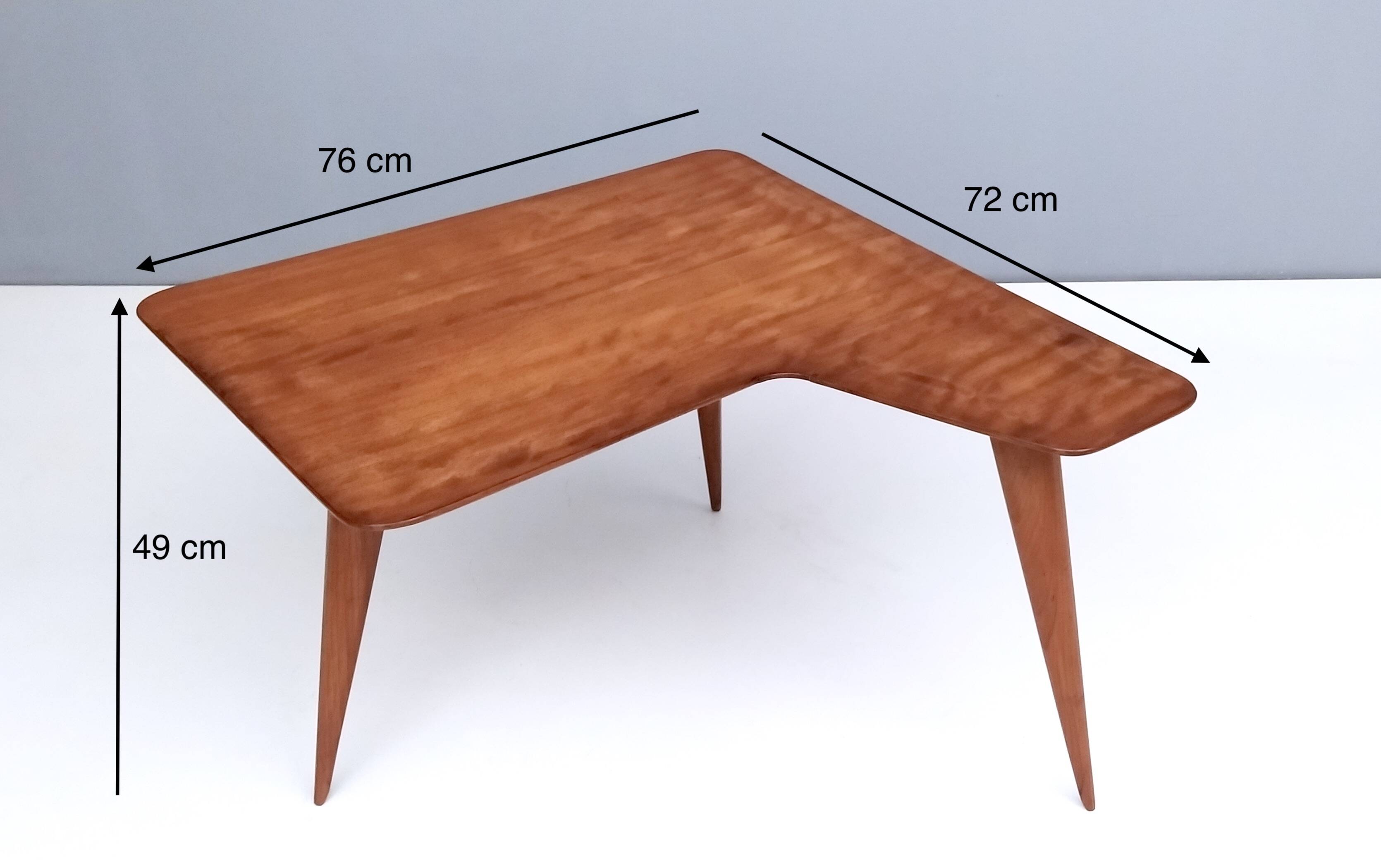 Irregular Shaped Cherrywood Veneer Coffee Table Attr. to Gio Ponti, Italy