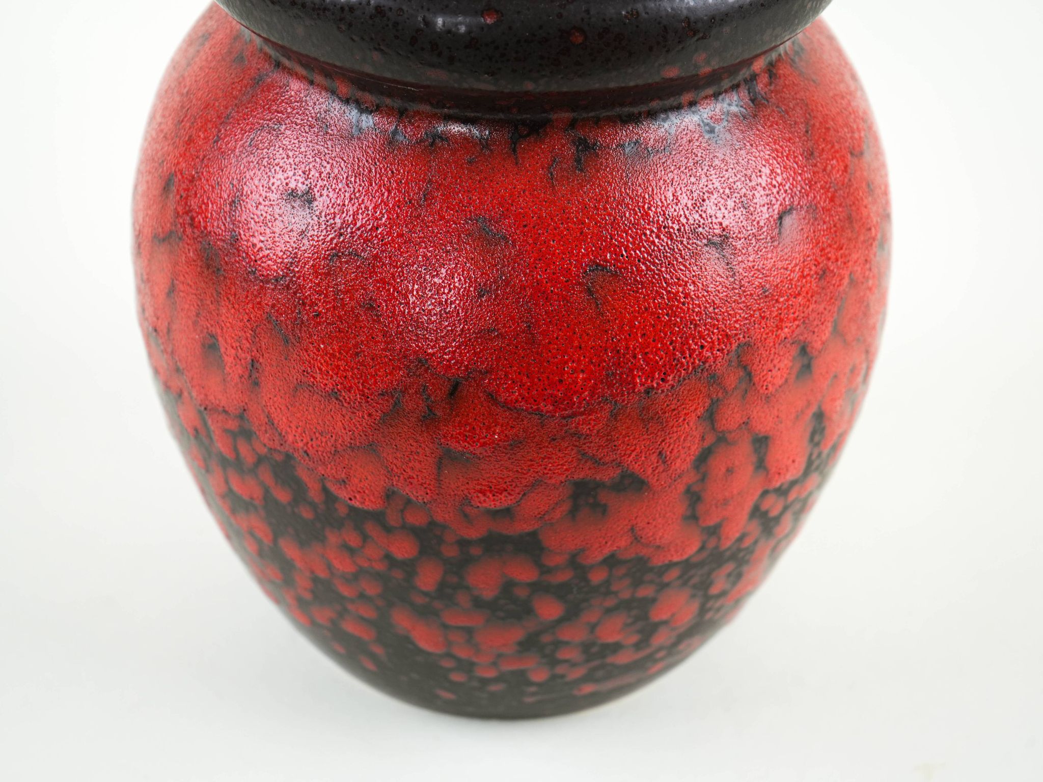 Monumental Fat Lava ceramic vase in black and red, West Germany, 1970s