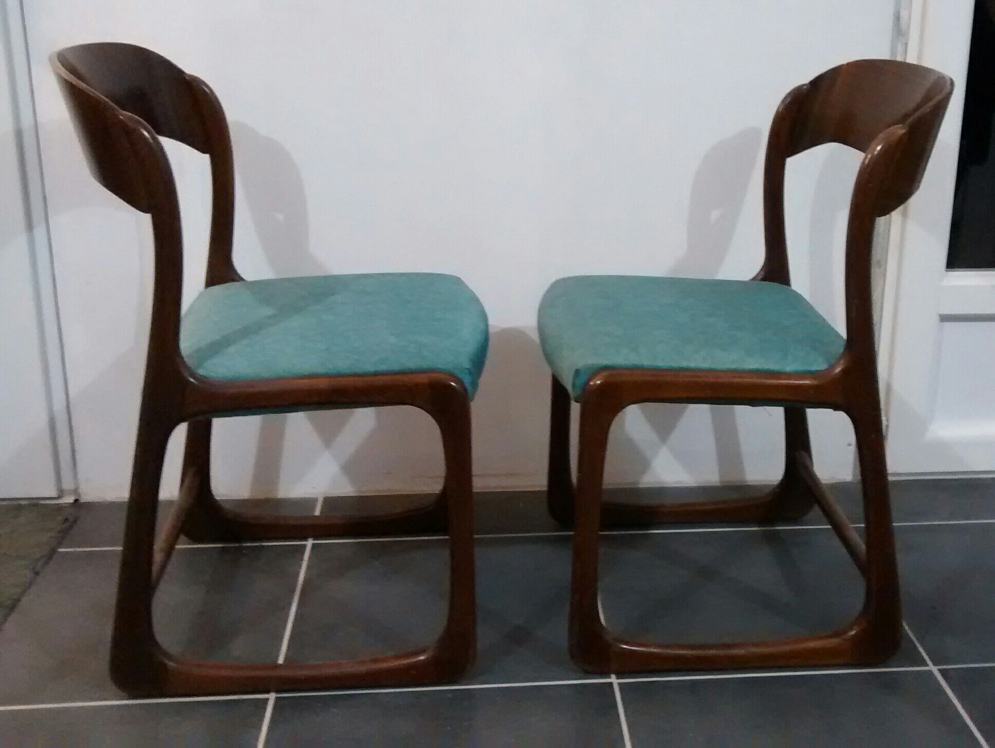 Pair of chairs Baumann sled